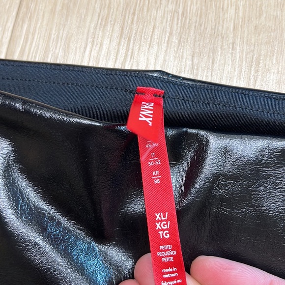 SPANX faux patent leather leggings black SIZE XL 1295 - Picture 8 of 9